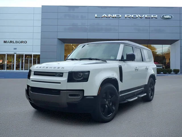 2023 Land Rover Defender 130 X-Dynamic SE AWD photo
