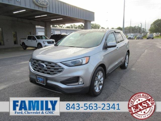 2022 Ford Edge Titanium AWD photo