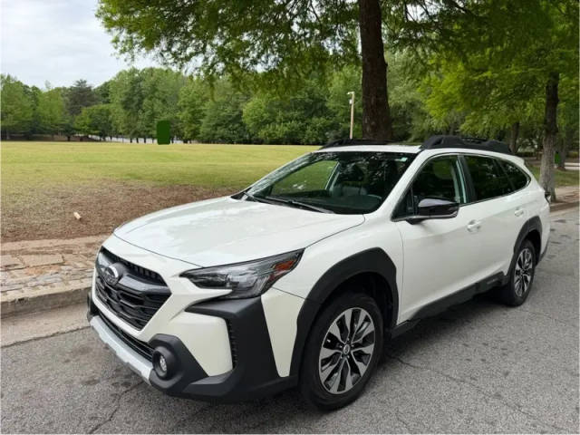 2023 Subaru Outback Limited AWD photo