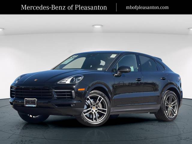2023 Porsche Cayenne Coupe Platinum Edition AWD photo