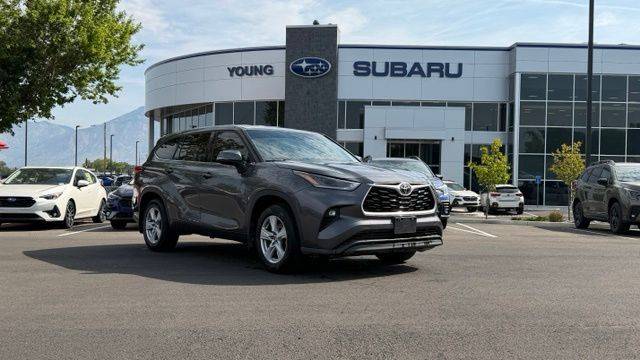 2021 Toyota Highlander LE AWD photo