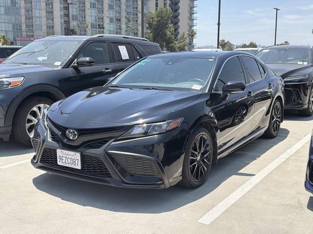 2023 Toyota Camry SE FWD photo