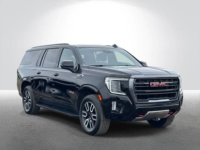 2023 GMC Yukon XL AT4 4WD photo