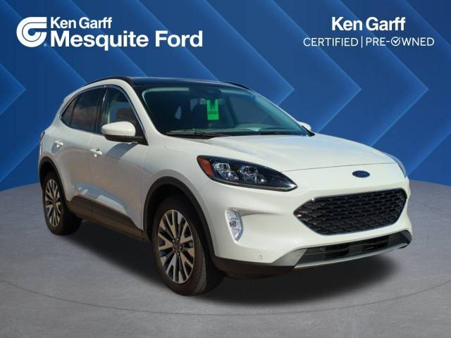 2022 Ford Escape Titanium AWD photo