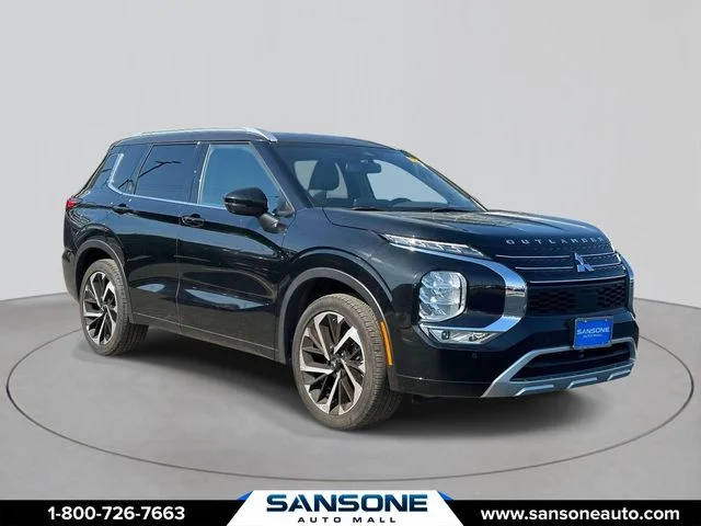 2023 Mitsubishi Outlander SEL AWD photo