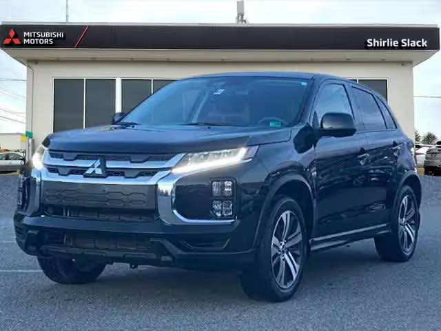 2023 Mitsubishi Outlander Sport ES 4WD photo