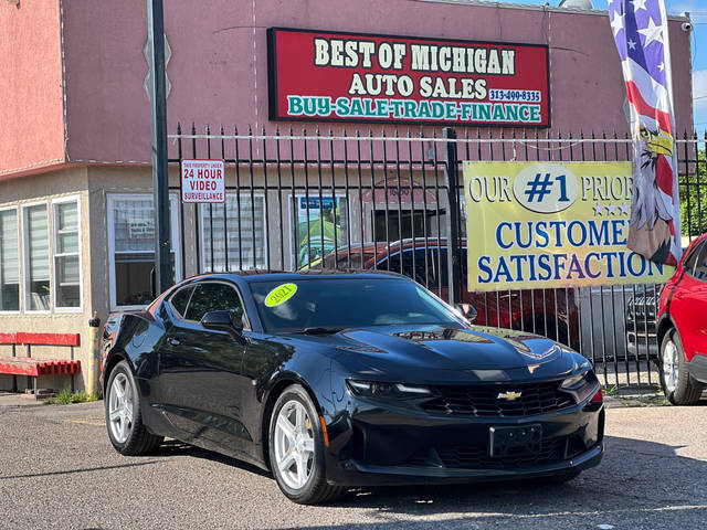 2021 Chevrolet Camaro 1LT RWD photo