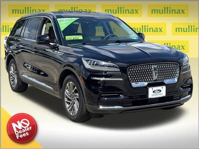 2023 Lincoln Aviator Standard RWD photo