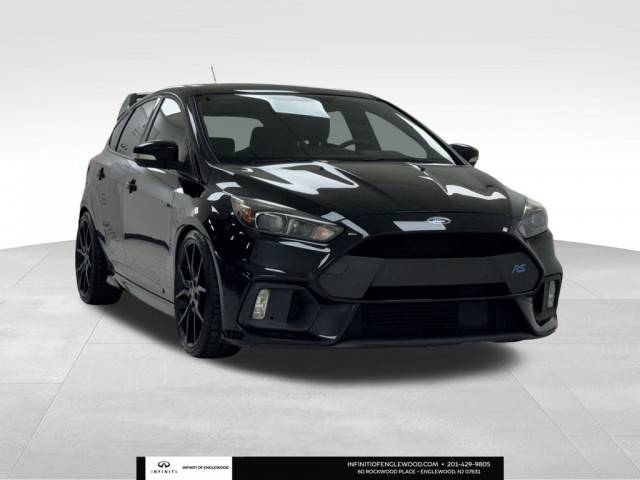 2017 Ford Focus RS AWD photo