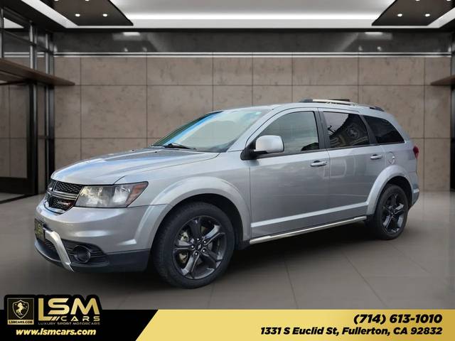 2020 Dodge Journey Crossroad FWD photo