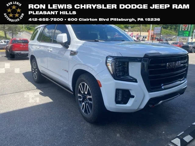 2023 GMC Yukon AT4 4WD photo