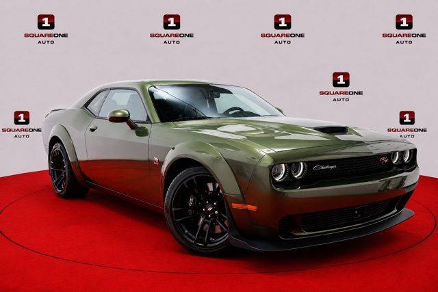 2023 Dodge Challenger R/T Scat Pack Widebody RWD photo