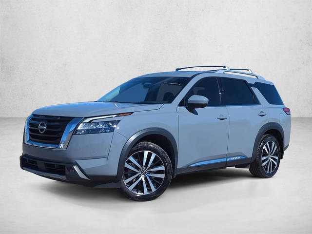 2023 Nissan Pathfinder Platinum 4WD photo