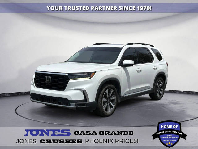 2023 Honda Pilot Touring AWD photo