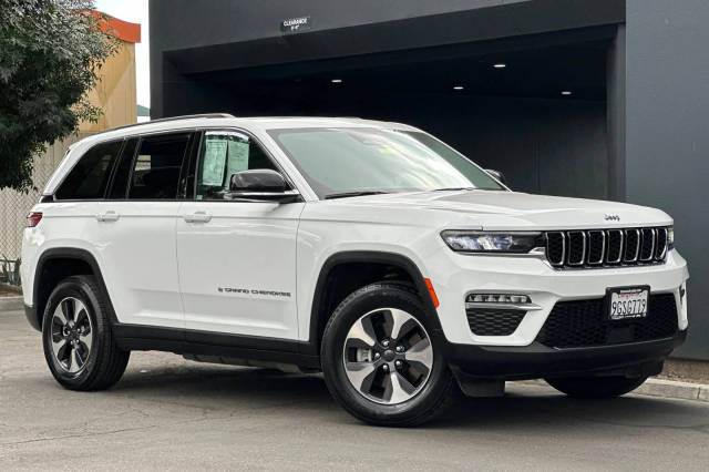 2023 Jeep Grand Cherokee  4WD photo