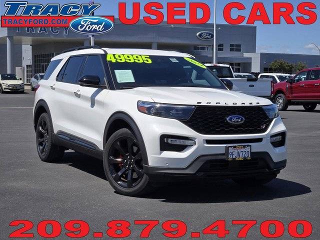 2023 Ford Explorer ST 4WD photo