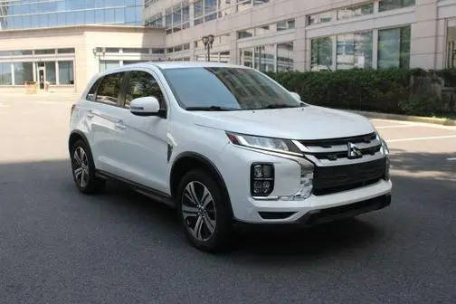 2021 Mitsubishi Outlander Sport ES 4WD photo