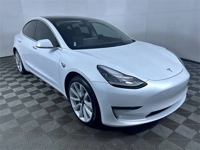 2019 Tesla Model 3 Standard Range Plus RWD photo