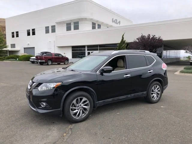 2015 Nissan Rogue SL FWD photo
