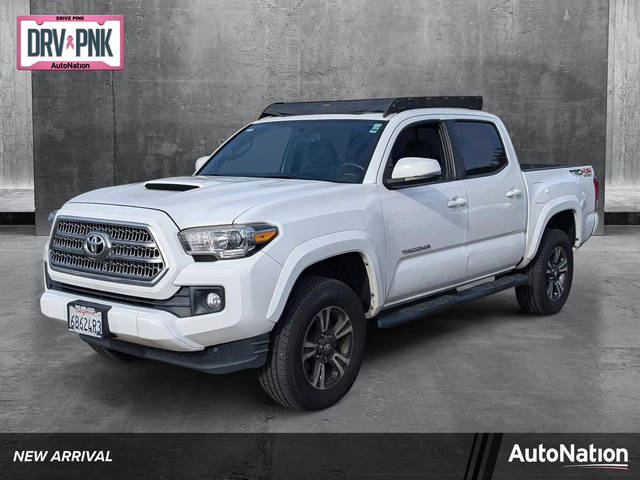 2017 Toyota Tacoma TRD Sport 4WD photo