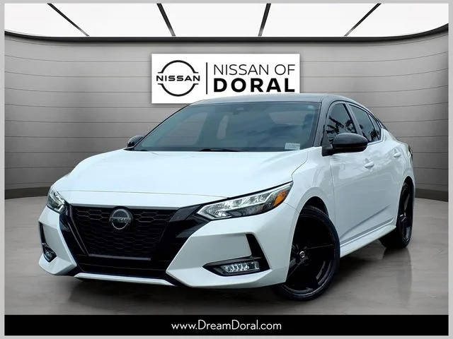 2022 Nissan Sentra SR FWD photo