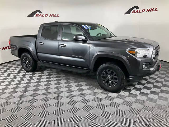 2023 Toyota Tacoma SR5 4WD photo