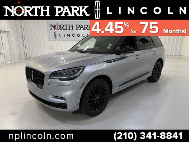 2023 Lincoln Aviator Reserve AWD photo