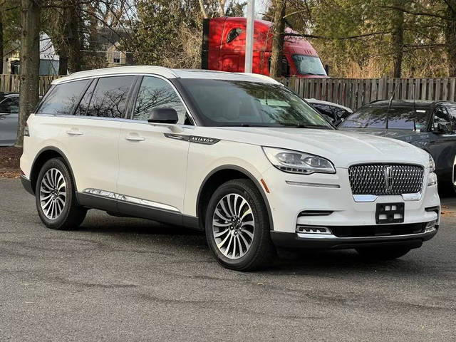 2023 Lincoln Aviator Reserve AWD photo