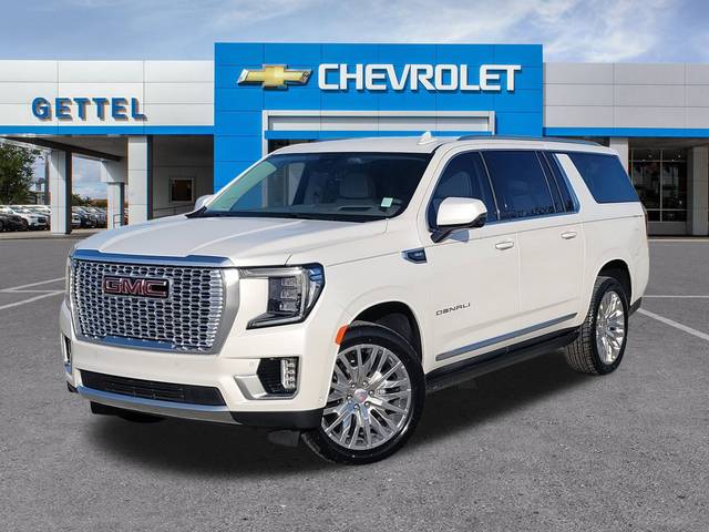 2023 GMC Yukon XL Denali RWD photo