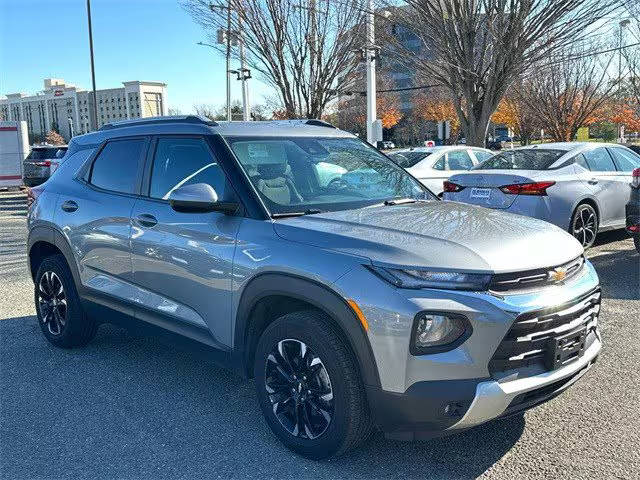 2023 Chevrolet TrailBlazer LT AWD photo