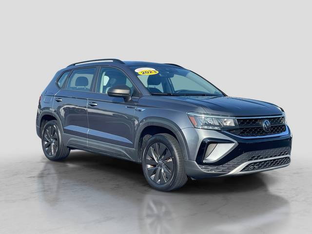 2023 Volkswagen Taos S FWD photo