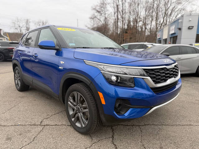 2023 Kia Seltos LX AWD photo