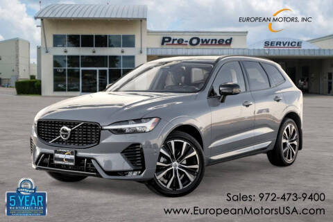 2023 Volvo XC60 Plus Dark Theme FWD photo