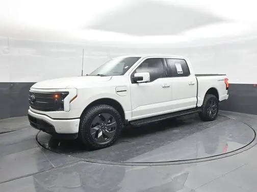 2023 Ford F-150 Lightning LARIAT AWD photo