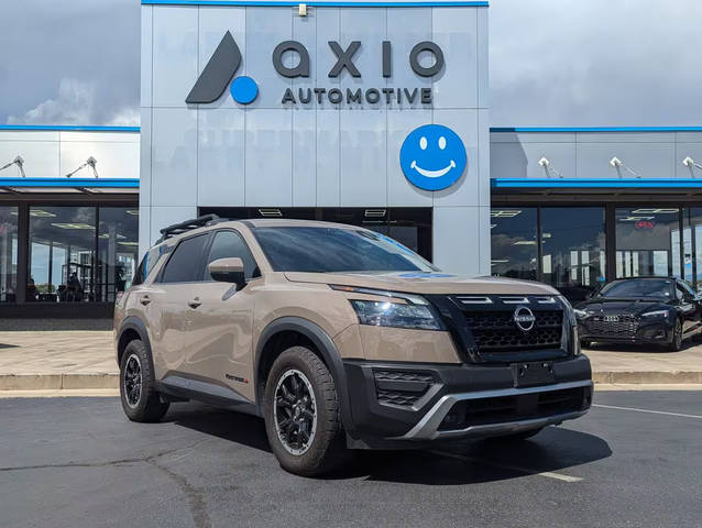 2023 Nissan Pathfinder Rock Creek 4WD photo