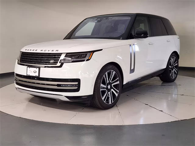 2023 Land Rover Range Rover SE AWD photo