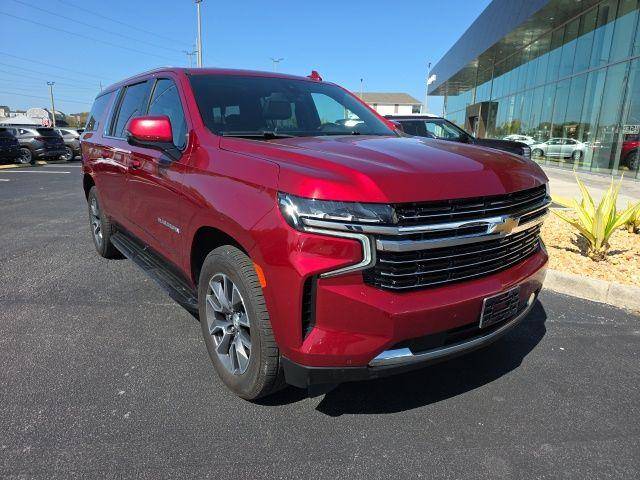 2021 Chevrolet Suburban LT 4WD photo