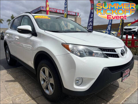 2015 Toyota RAV4 XLE FWD photo