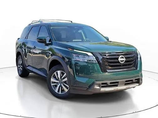 2023 Nissan Pathfinder SL FWD photo