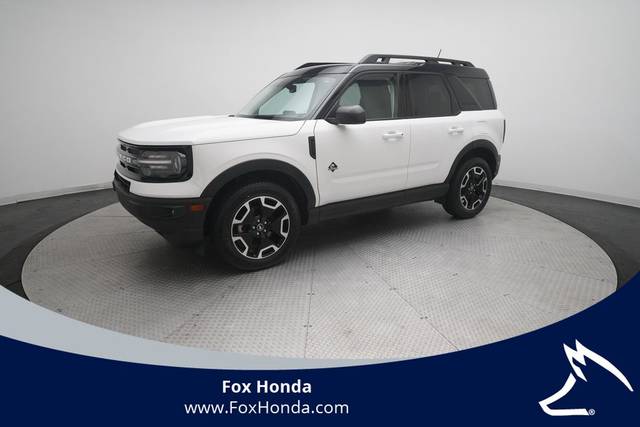 2023 Ford Bronco Sport Outer Banks 4WD photo