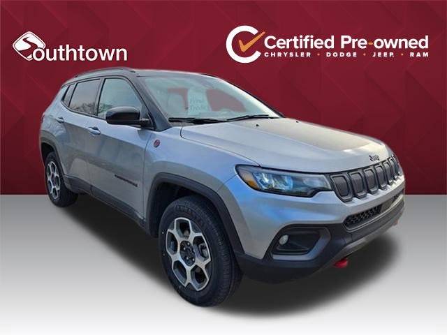 2022 Jeep Compass Trailhawk 4WD photo