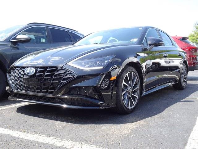 2023 Hyundai Sonata Limited FWD photo