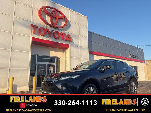 2023 Toyota Venza Limited AWD photo