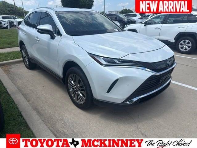 2023 Toyota Venza XLE AWD photo