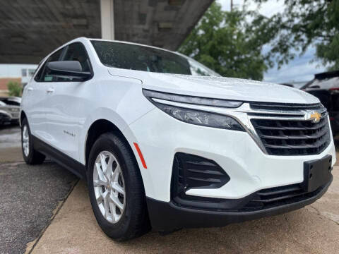 2023 Chevrolet Equinox LS FWD photo
