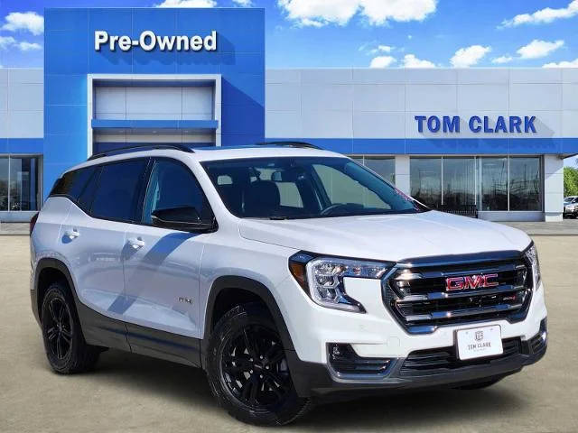 2023 GMC Terrain AT4 AWD photo