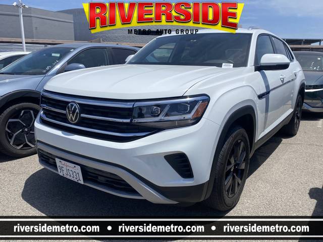2023 Volkswagen Atlas Cross Sport 2.0T SE AWD photo