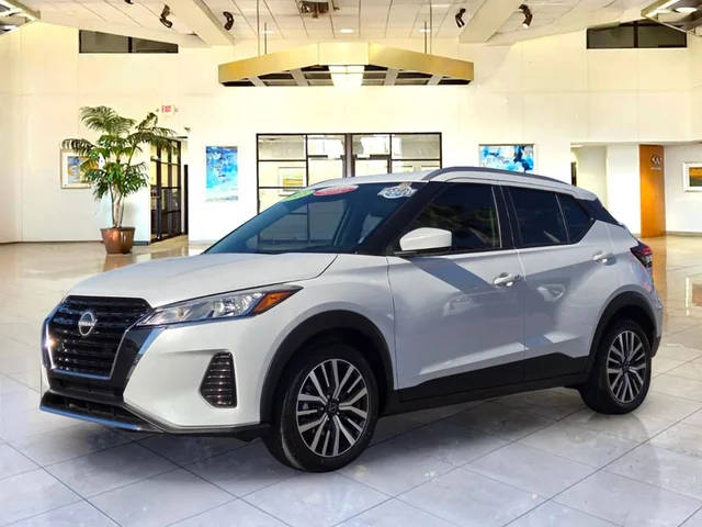 2023 Nissan Kicks SV FWD photo