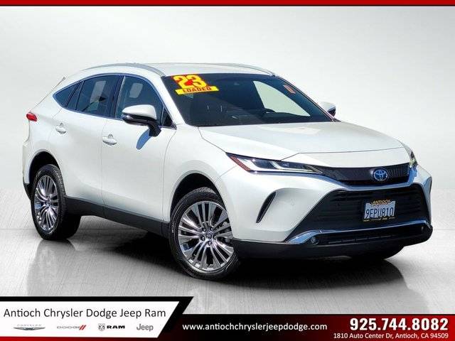 2023 Toyota Venza XLE AWD photo