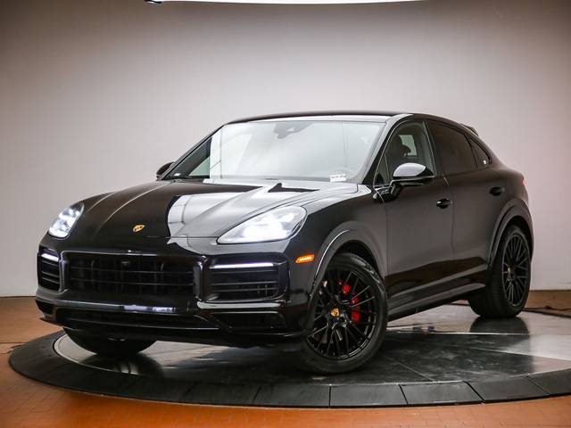 2023 Porsche Cayenne Coupe GTS AWD photo